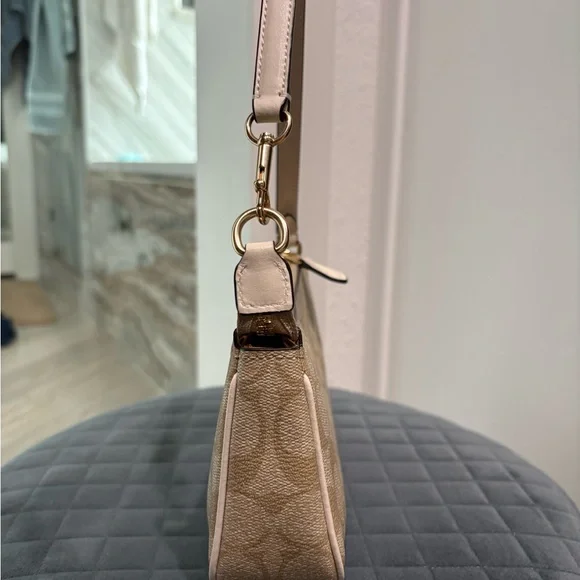 Coach Nolita 19 in Signature Canvas - Picture 3 of 12